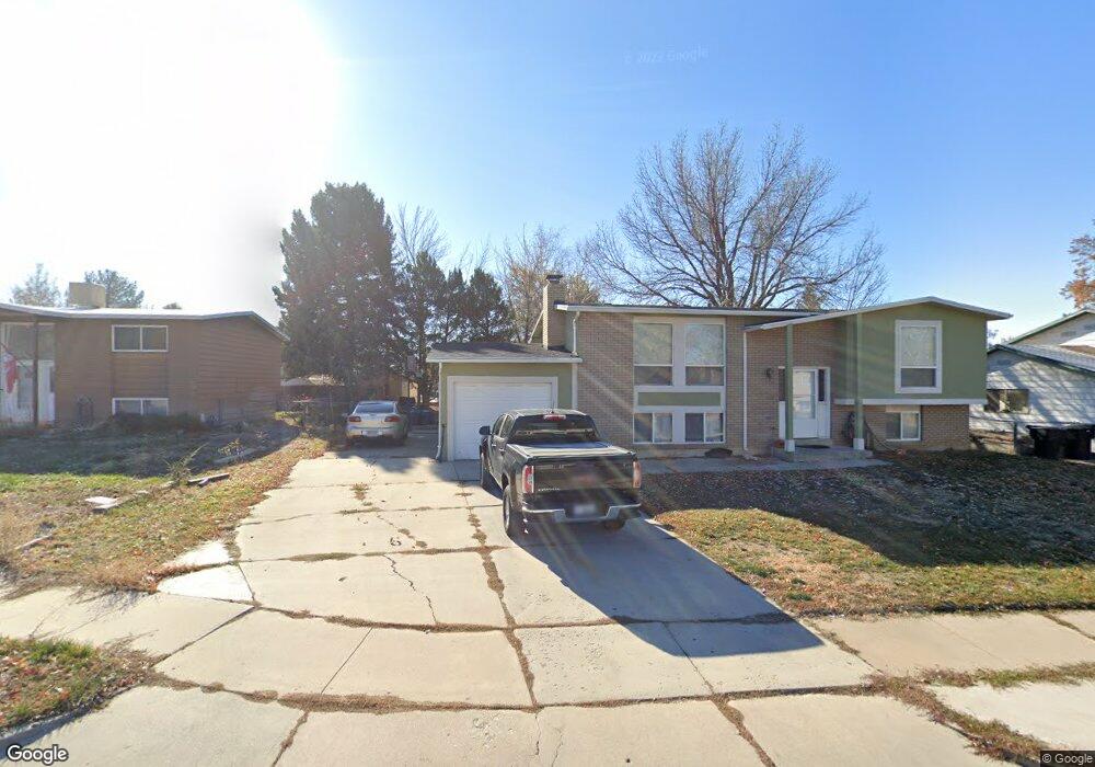 863 W 2650 N, Clearfield, UT 84015 - photo 1