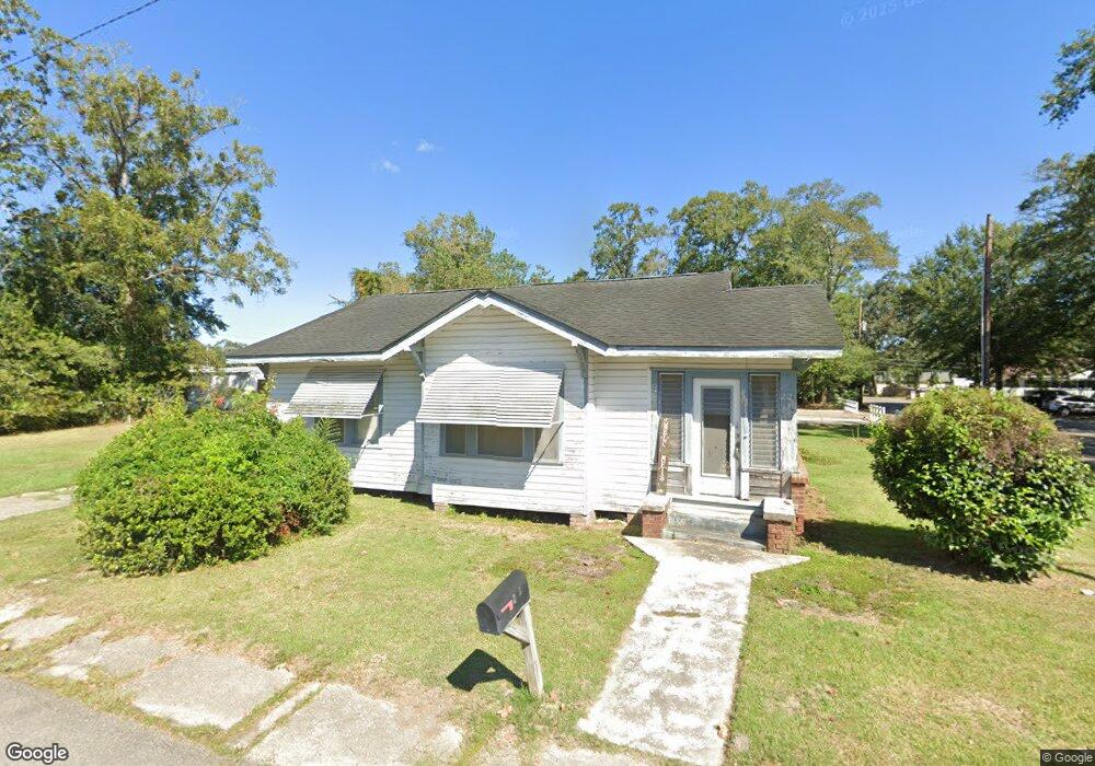 221 E 2nd St, Picayune, MS 39466 - photo 1