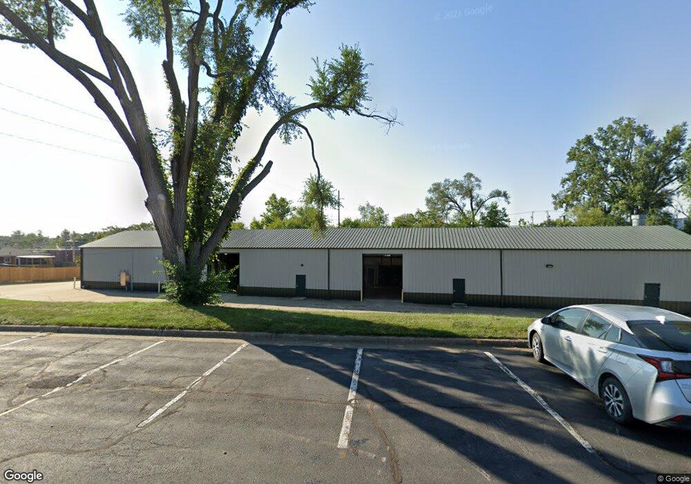 1402 18th St SW, Cedar Rapids, IA 52404 - photo 1