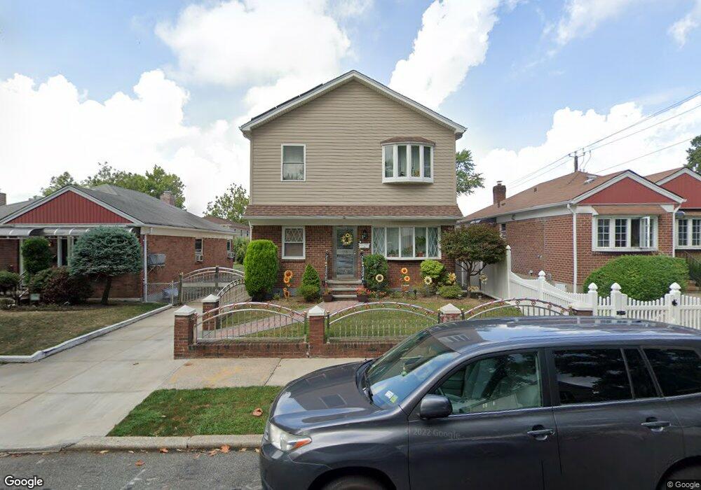 4708 168th St, Flushing, NY 11358 - photo 1