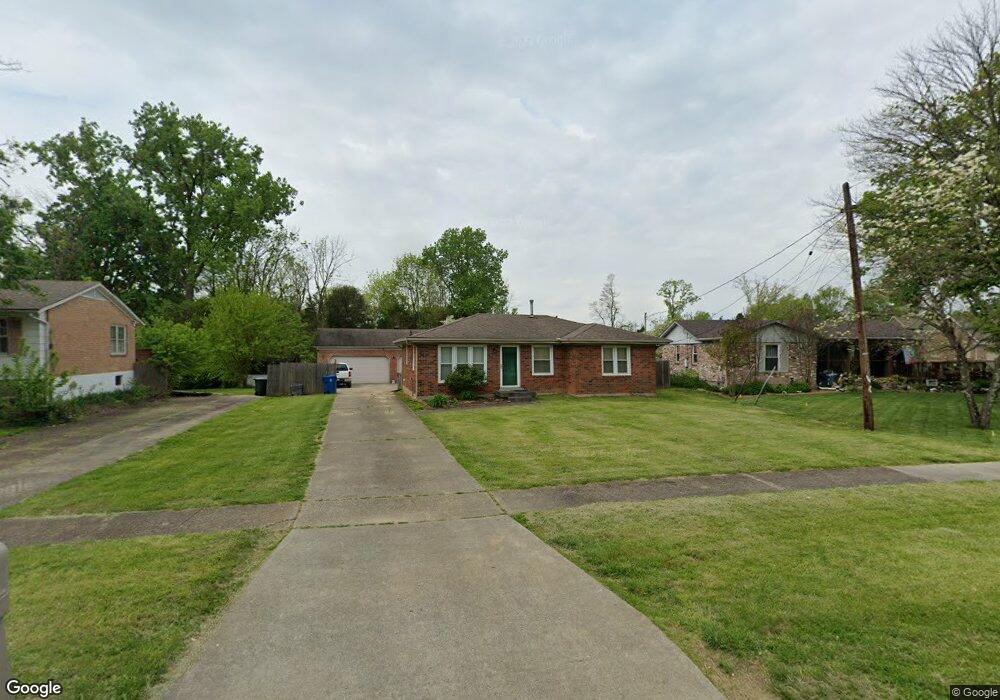 9102 Cinderella Ln, Louisville, KY 40229 - photo 1