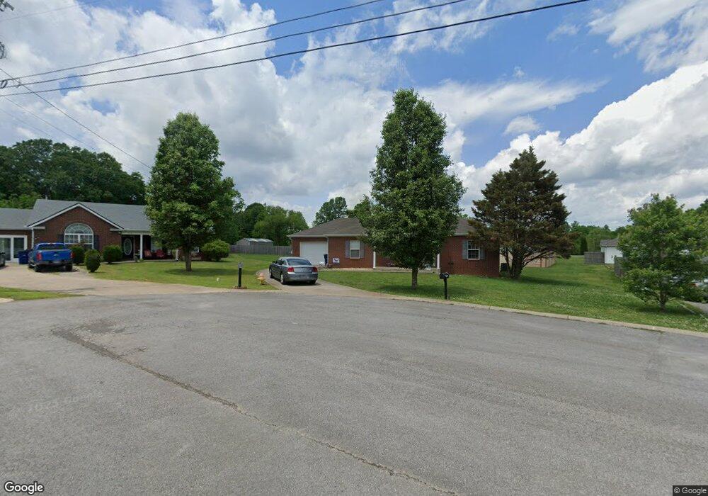 308 Christopher Ct, Shelbyville, TN 37160 - photo 1