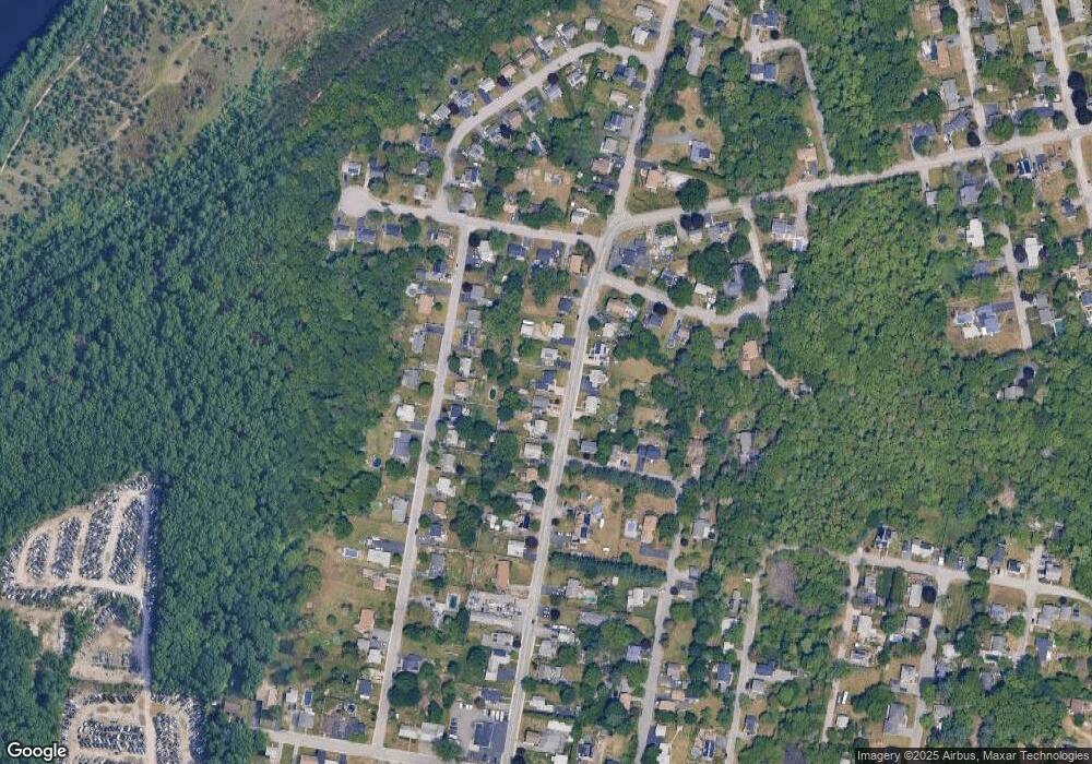 728 Rathbun St, Blackstone, MA 01504 - photo 1