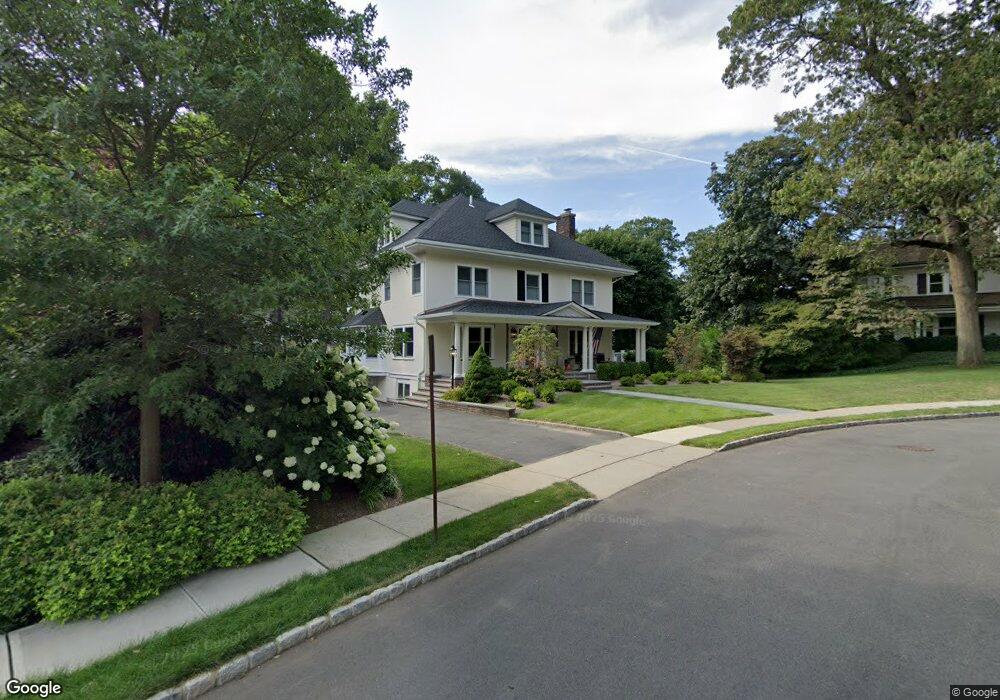 28 de Bary Place, Summit, NJ 07901 - photo 1