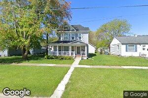 1136 Magnolia Pkwy, Waterloo, IA 50701