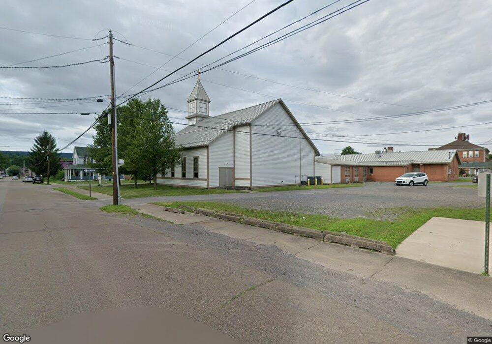 1318 Fairview Ave, Berwick, PA 18603 - photo 1