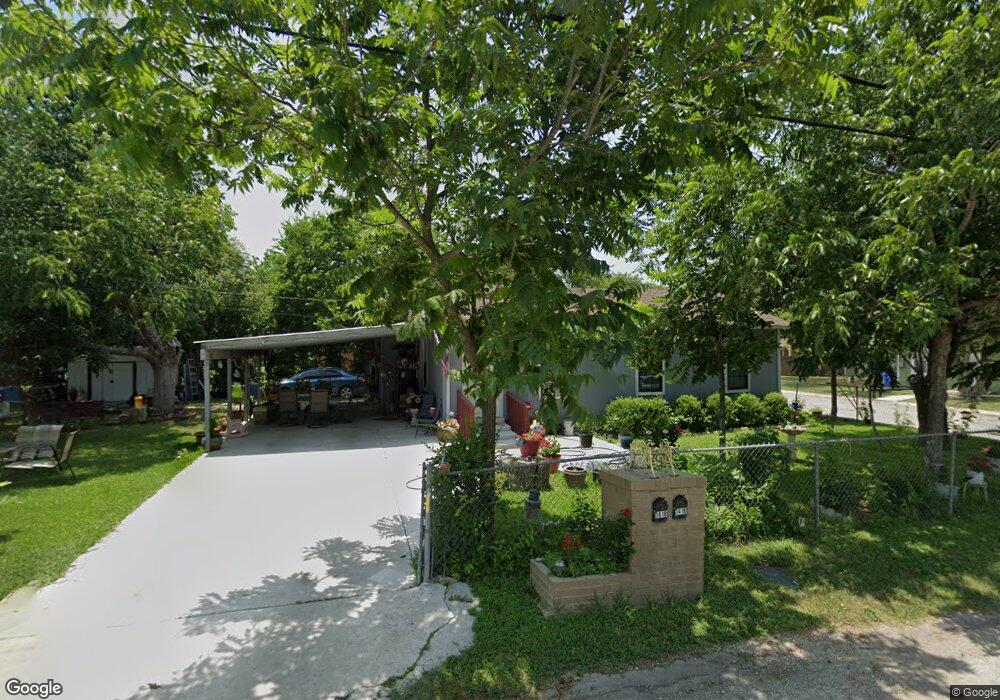 1418 N Heideke St, Seguin, TX 78155 - photo 1