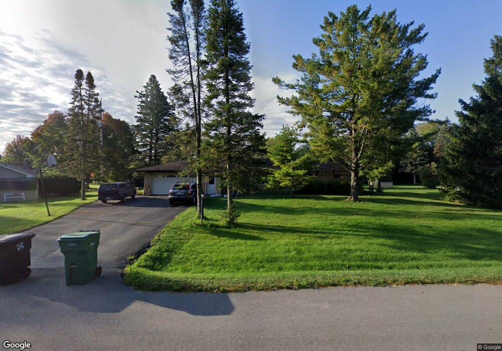 N80W15241 Valley View Dr, Menomonee Falls, WI 53051 - photo 1