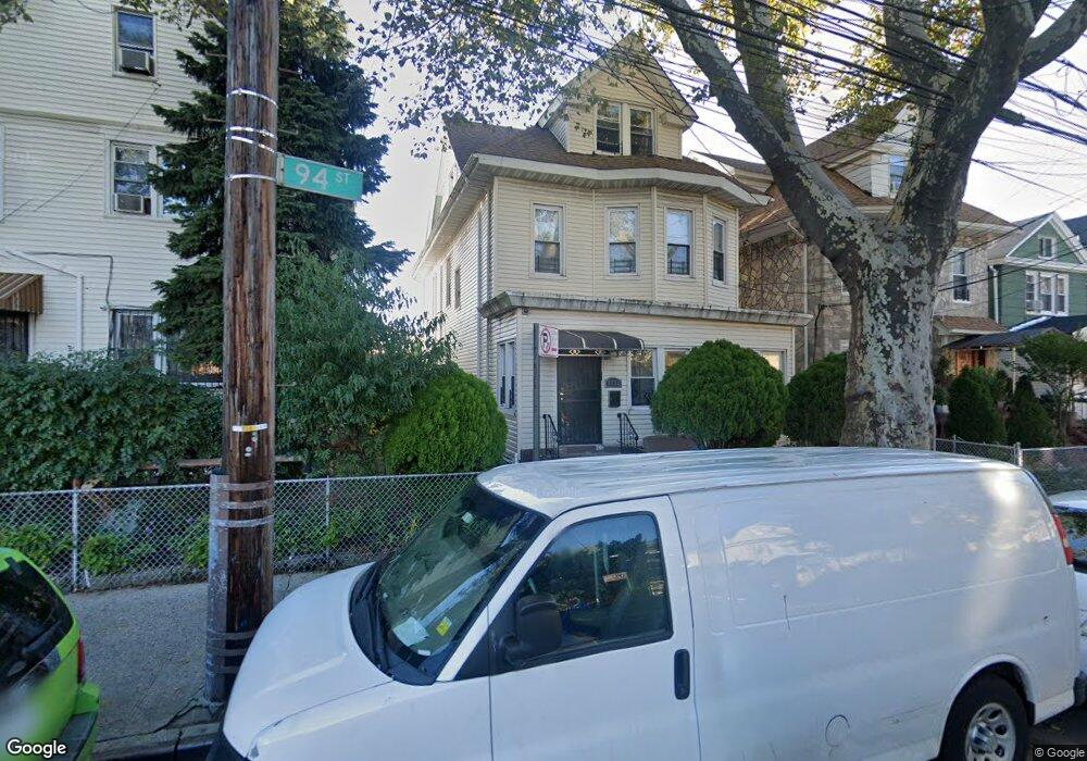 4901 94th St, Elmhurst, NY 11373 - photo 1