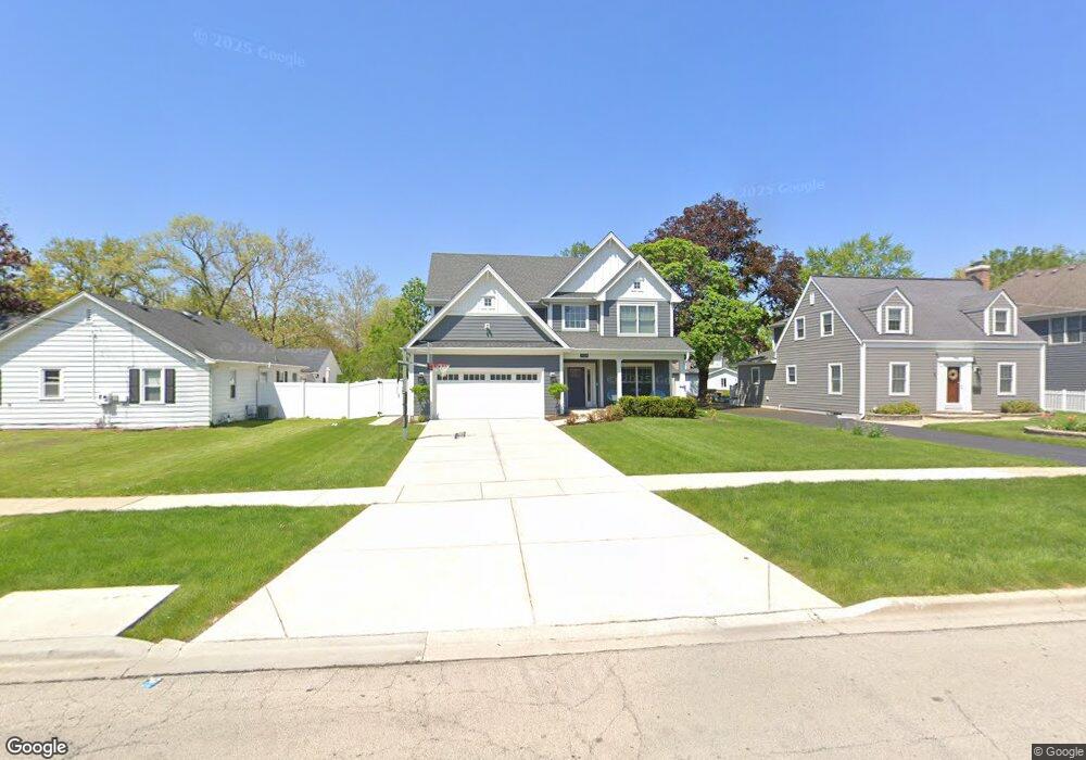 709 E Evergreen St, Wheaton, IL 60187 - photo 1