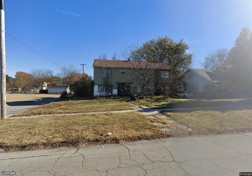 533 N Okmulgee Ave, Okmulgee, OK 74447 - photo 1