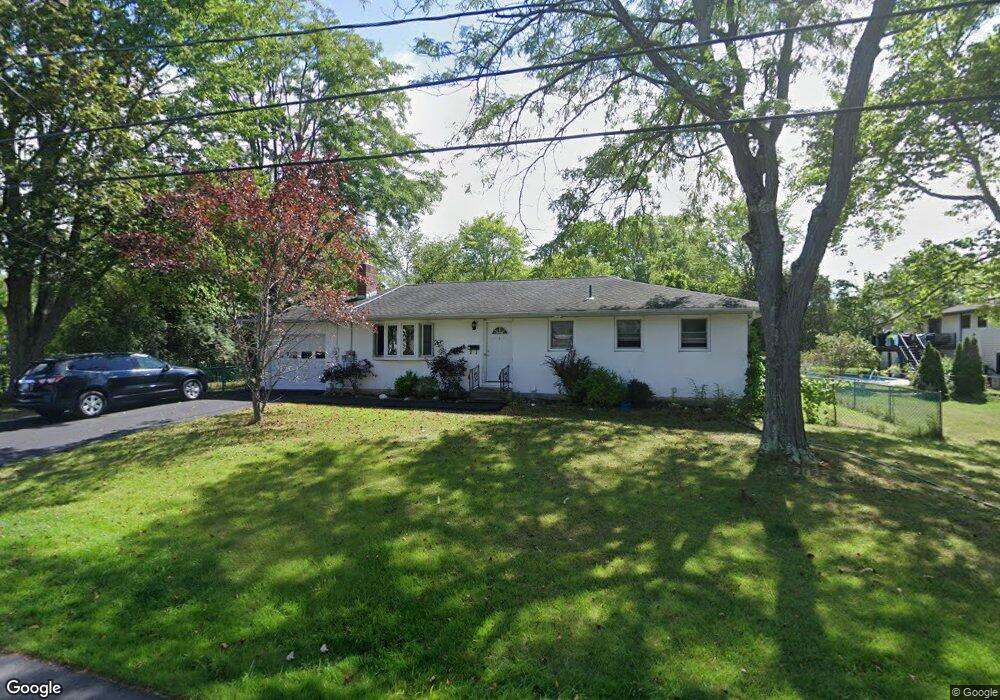 17 Donnelly Dr, Rensselaer, NY 12144 - photo 1