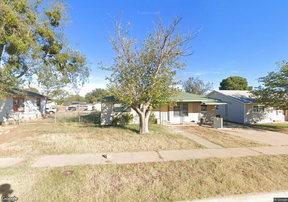 422 Ryon St, Big Spring, TX 79720 - photo 1
