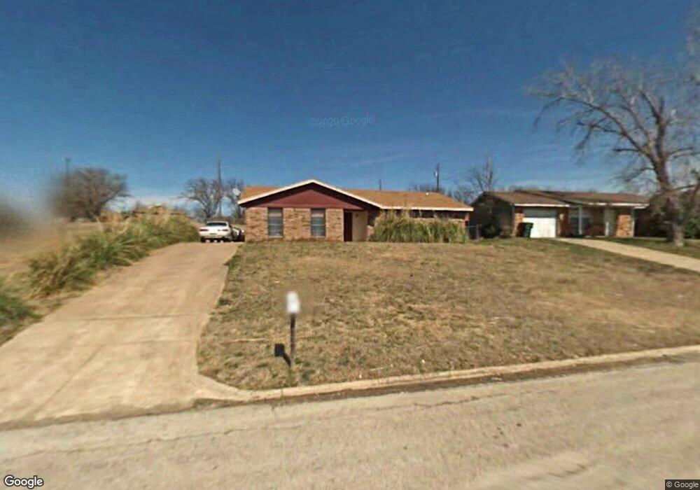 213 Arrowhead St, Fort Worth, TX 76108 - photo 1