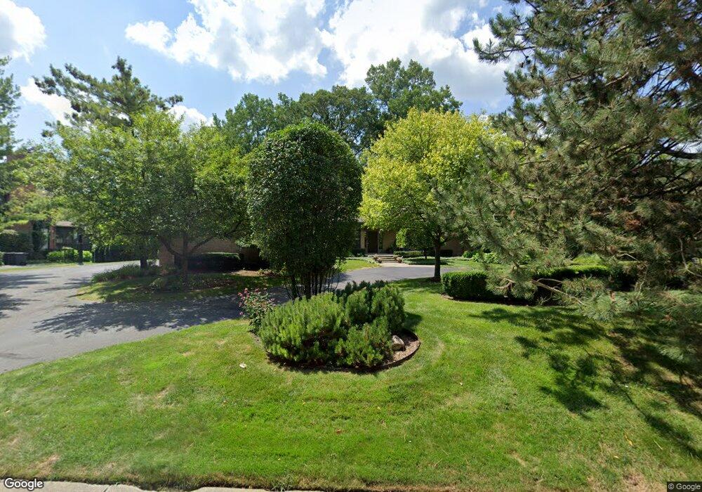 7464 Duval Dr, Bloomfield Hills, MI 48301 - photo 1