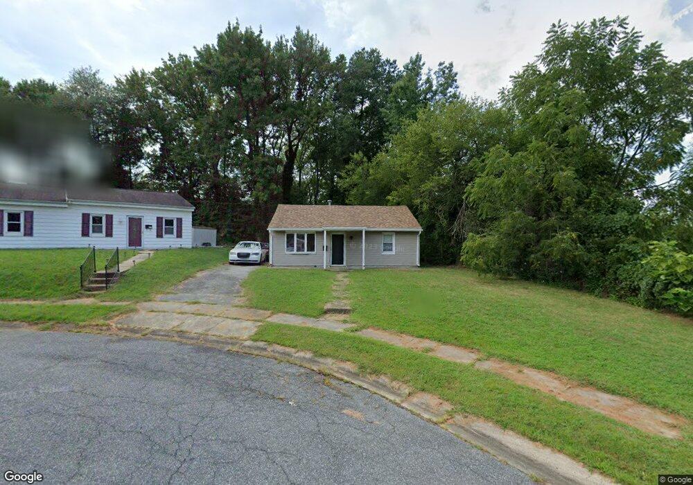 112 Oval Cir, Wilmington, DE 19801 - photo 1