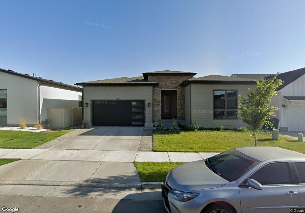 1642 W Laurel Chase Dr, Riverton, UT 84065 - photo 1