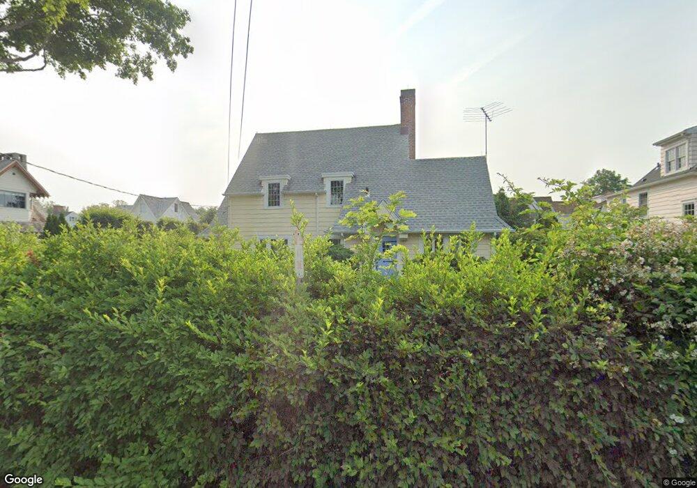 33 Compo Beach Rd, Westport, CT 06880 - photo 1