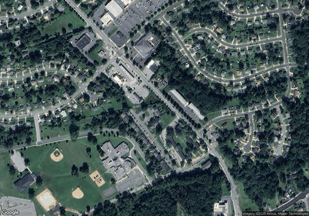 667 Harr Park Ct, Edgewood, MD 21040 - photo 1