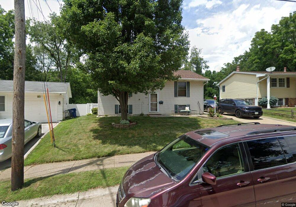 3238 W 13th St, Davenport, IA 52804 - photo 1
