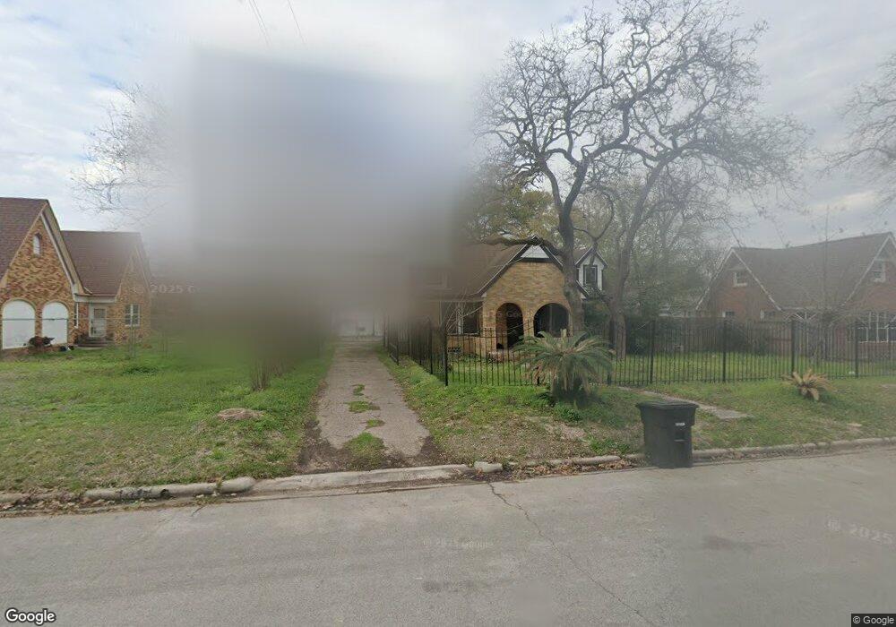 507 Avenue of Oaks St, Houston, TX 77009 - photo 1