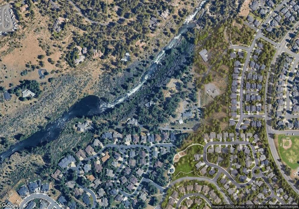 19498 Pine Dr, Bend, OR 97702 - photo 1