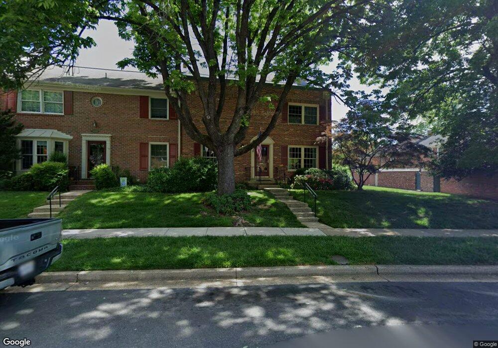 6004 Queenston St, Springfield, VA 22152 - photo 1