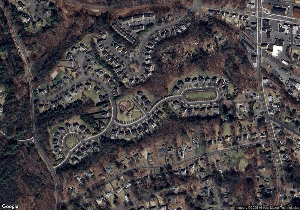 2 Chatham Ct, Unionville, CT 06085 - photo 1