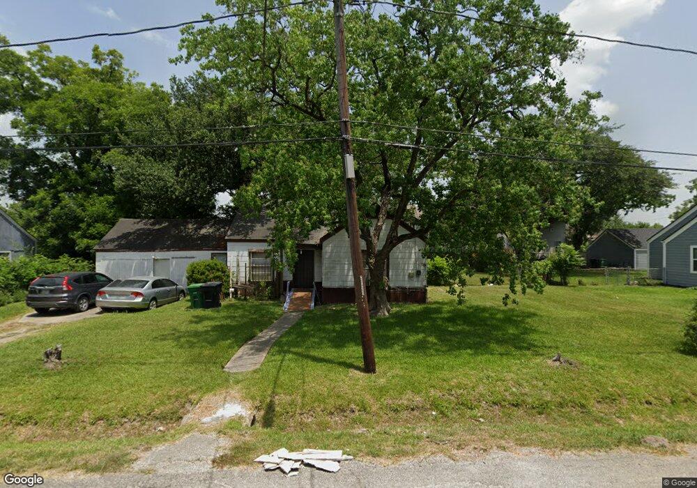 7129 Foster St, Houston, TX 77021 - photo 1