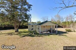 16 S Fifth St, Glenwood, GA 30428