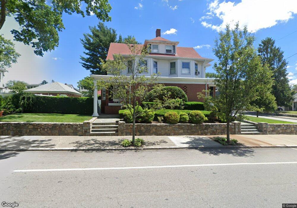 644 East Ave, Pawtucket, RI 02860 - photo 1