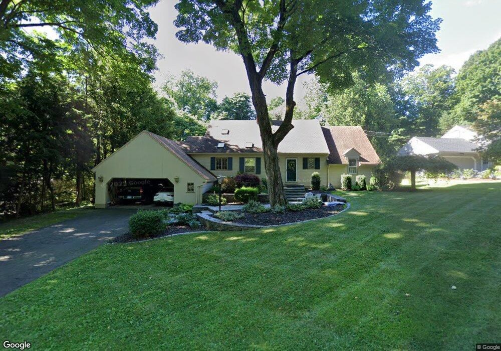 29 Apple Hill Rd, West Hartford, CT 06117 - photo 1