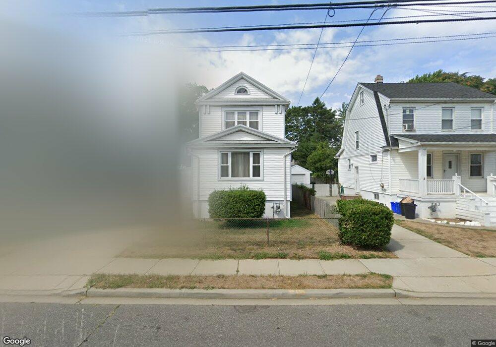 74 Cochran Place, Valley Stream, NY 11581 - photo 1