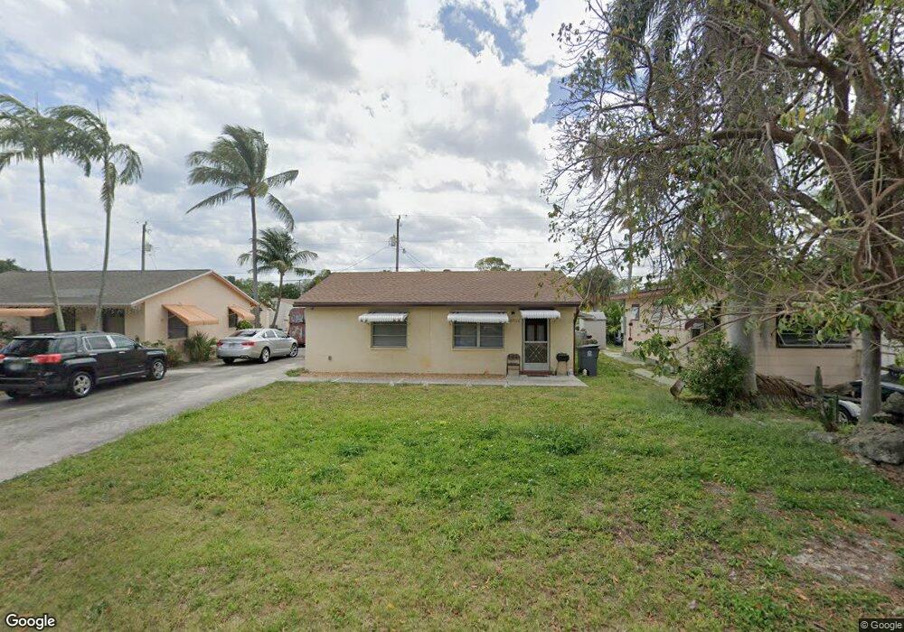 1070 Highland Rd, Lantana, FL 33462 - photo 1