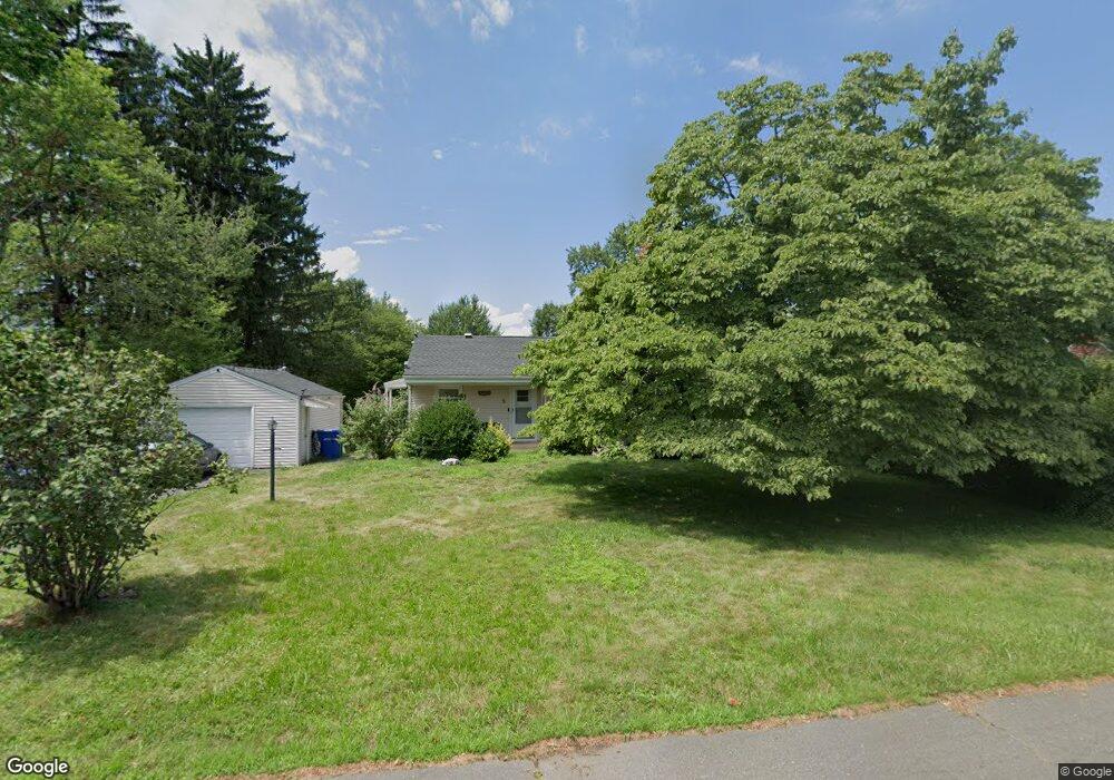 5 Ridge Rd, Bloomfield, CT 06002 - photo 1