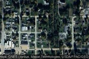 305 E High St, New Sharon, IA 50207