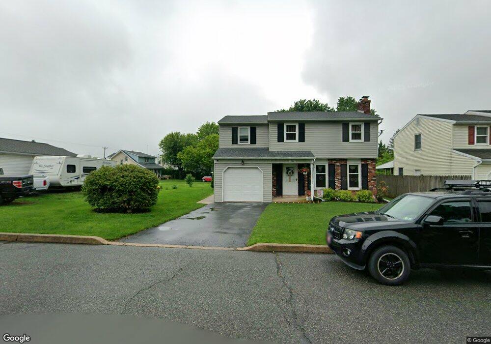 550 Walnut St, Bally, PA 19503 - photo 1