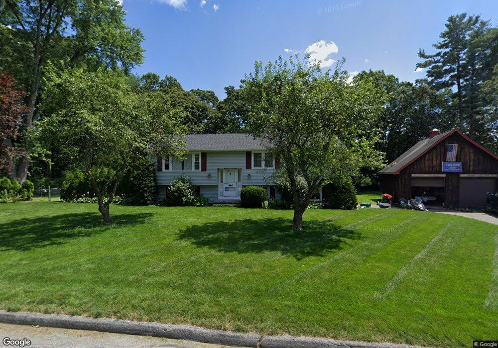 58 Buckingham Dr, Billerica, MA 01821 - photo 1
