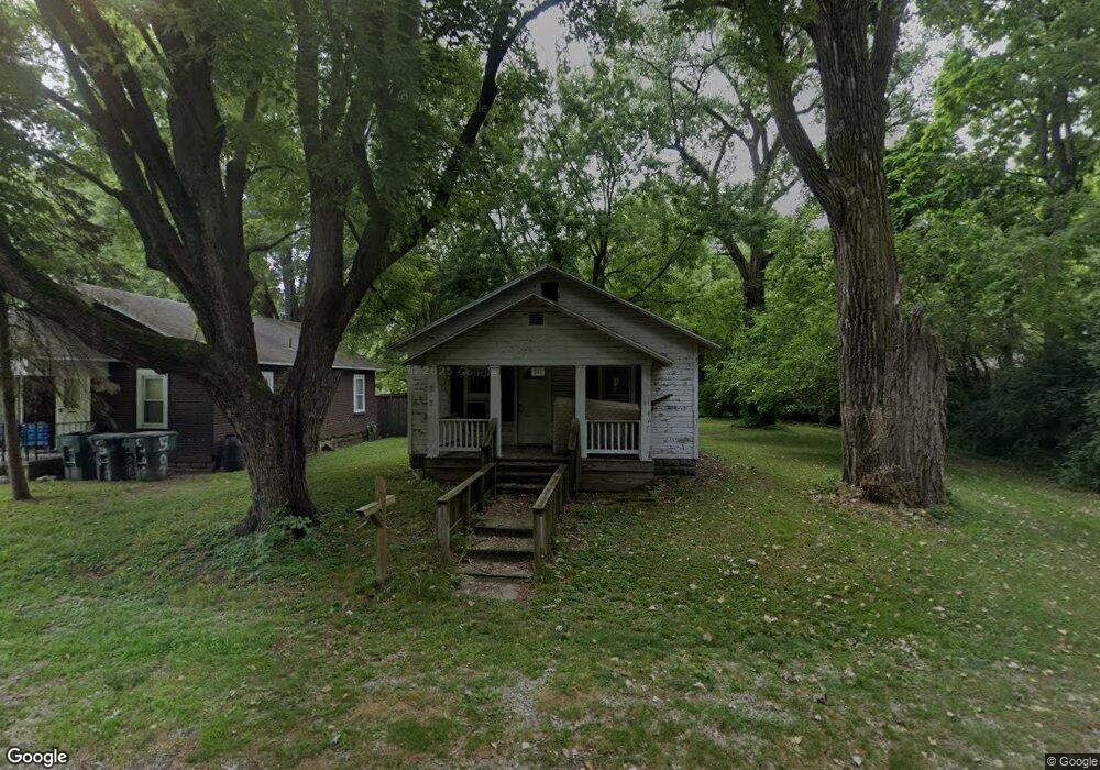 511 N Brady St, Muncie, IN 47305 - photo 1