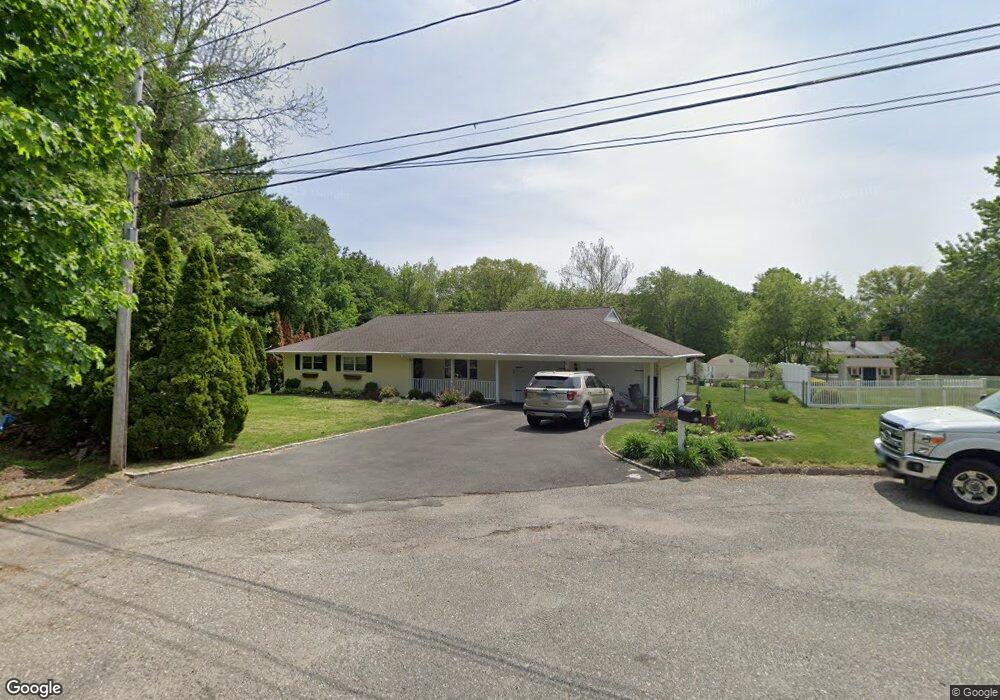 58 Laurel St, Trumbull, CT 06611 - photo 1