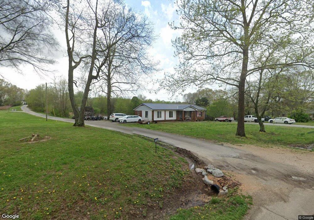 7910 Reynoldsburg Rd, Springville, TN 38256 - photo 1