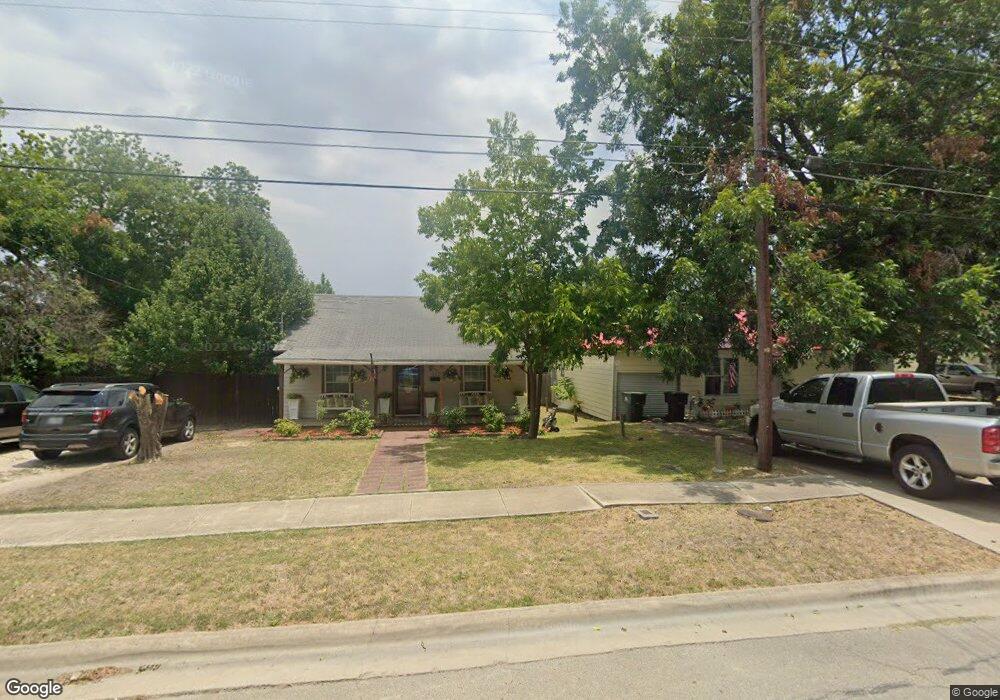 121 N 36th St, Temple, TX 76501 - photo 1