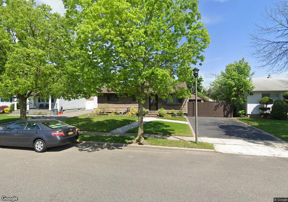 743 Meisser St, Franklin Square, NY 11010 - photo 1