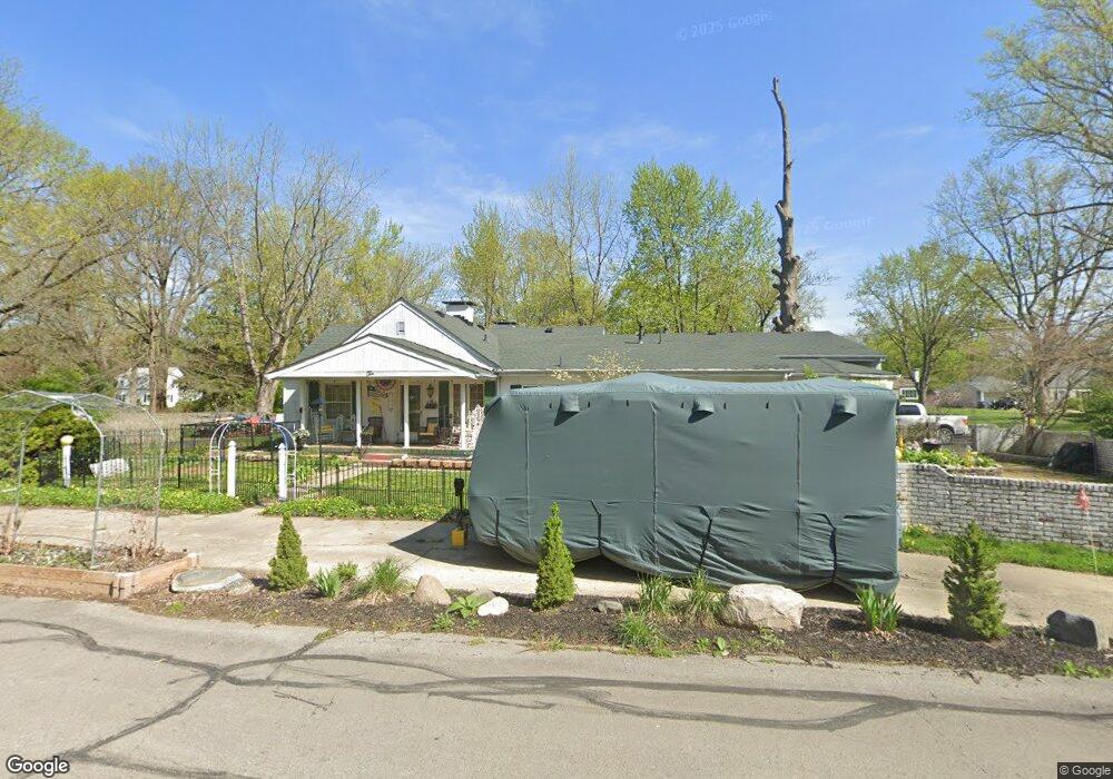 10 Willow Rd, Anderson, IN 46011 - photo 1