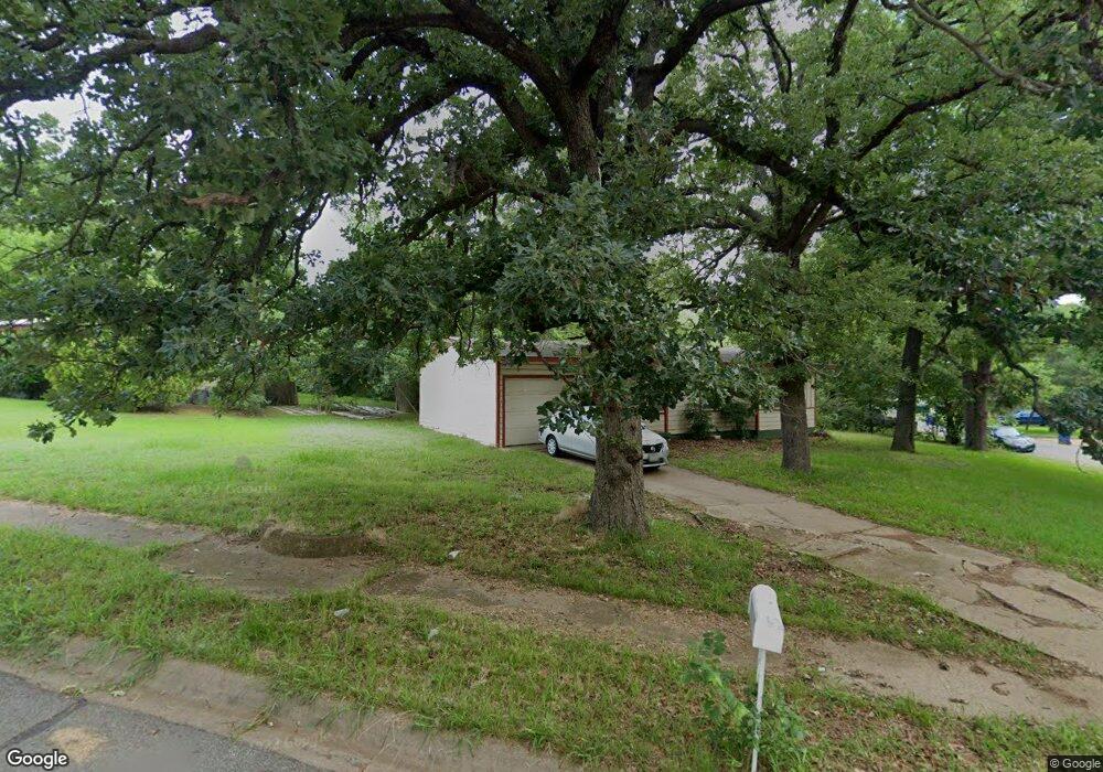 1701 Mockingbird Ln, Denison, TX 75020 - photo 1