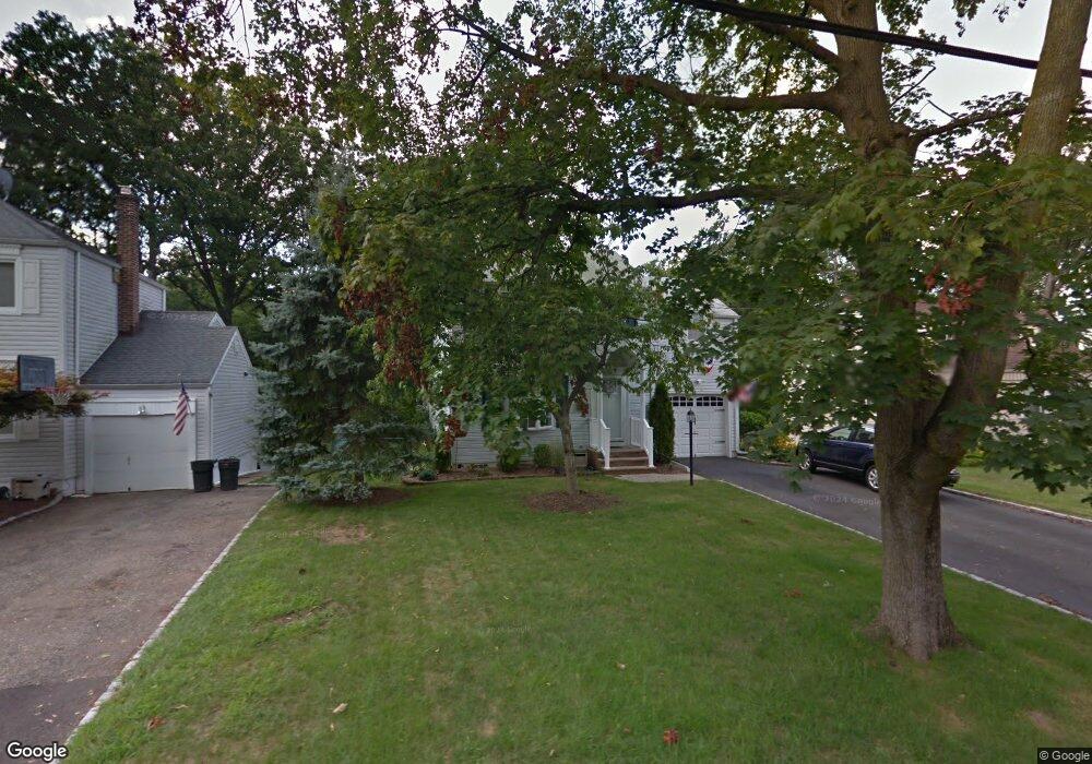 37 Winchester Rd, Livingston, NJ 07039 - photo 1