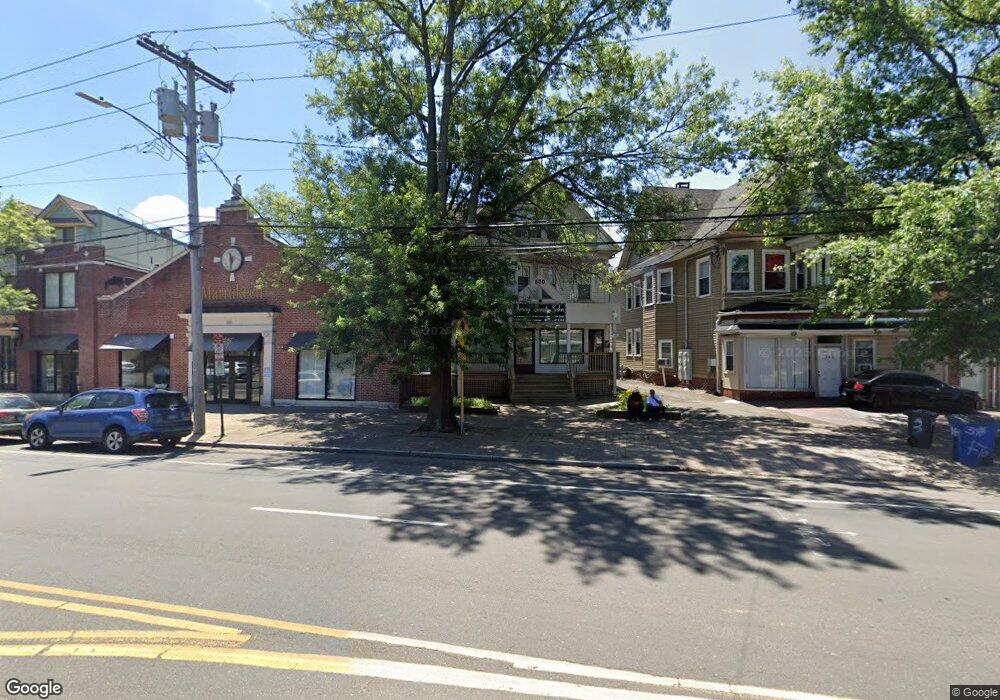 530 Whalley Ave unit 1, New Haven, CT 06511 - photo 1