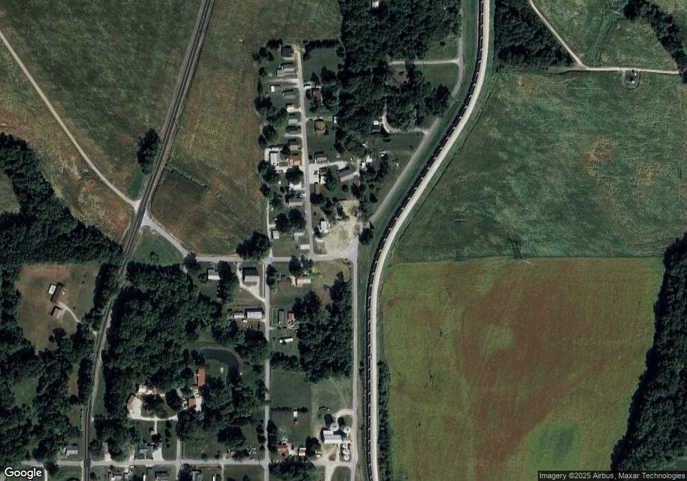 220 E Albert St, Edwardsport, IN 47528 - photo 1