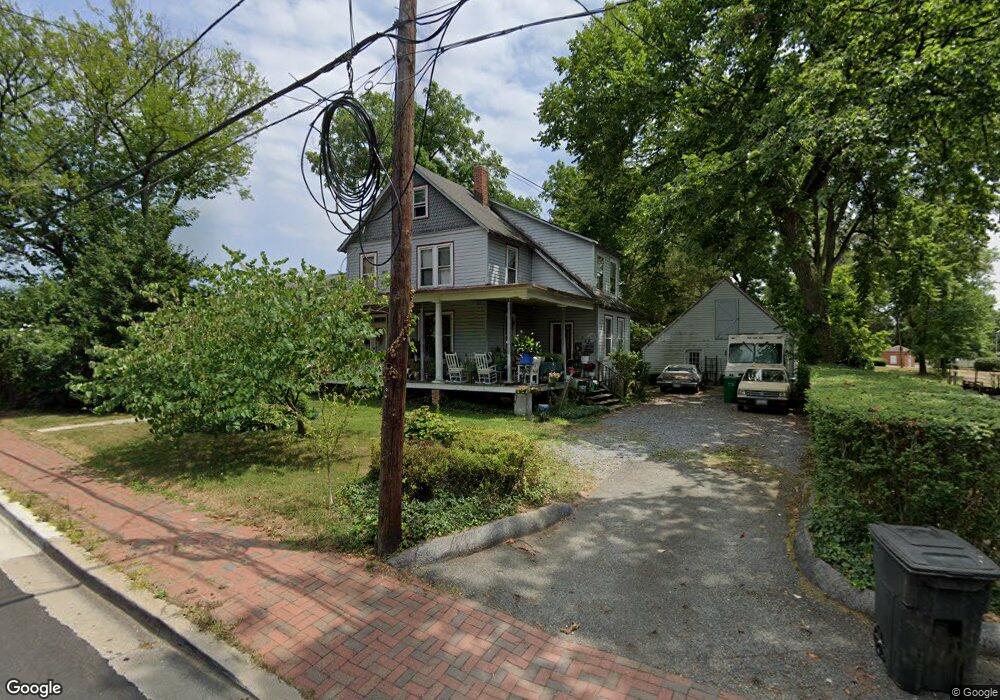 105 Chestnut St, Gaithersburg, MD 20877 - photo 1