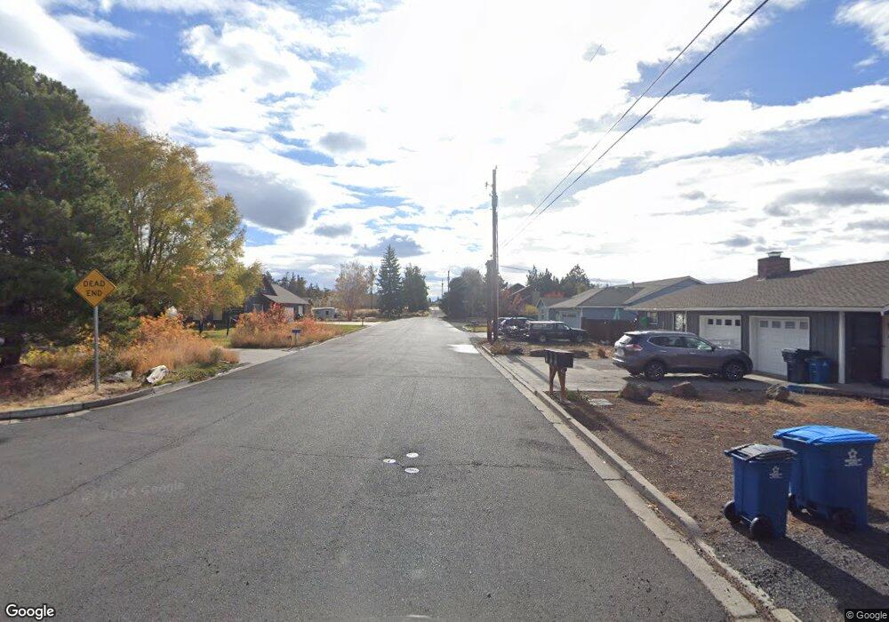 3 NW Larch Ave, Redmond, OR 97756 - photo 1